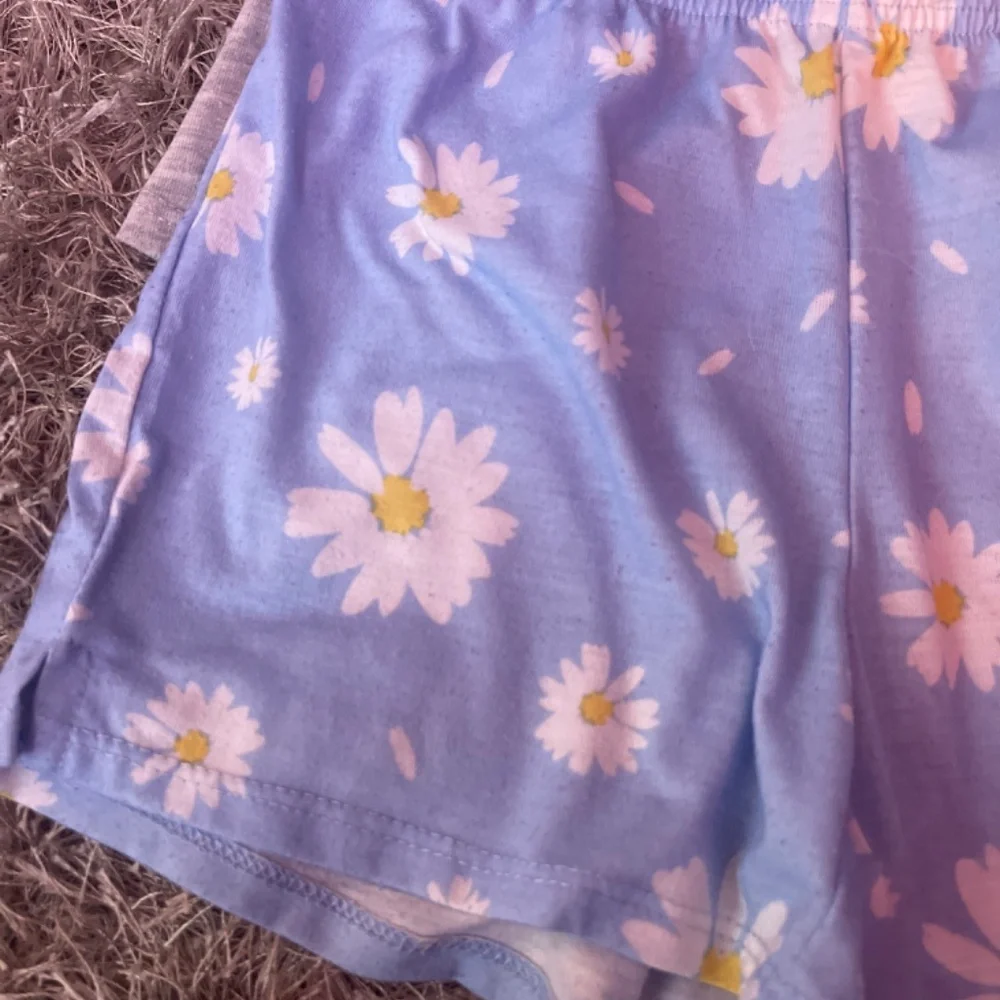 Girl’s pajamas